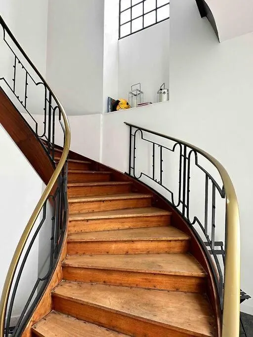 Maison, Appartement Type Triplex Atypique De Charme Сен-Бриё 0*,  Франция